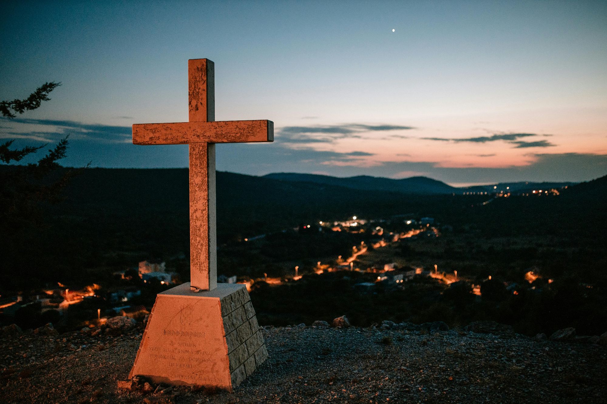Cross.jpg